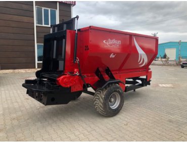 MANURE SPREADER 