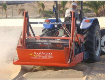 Beach Cleaning Machine